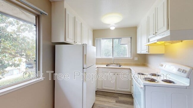 Building Photo - 1826 Cordoba St