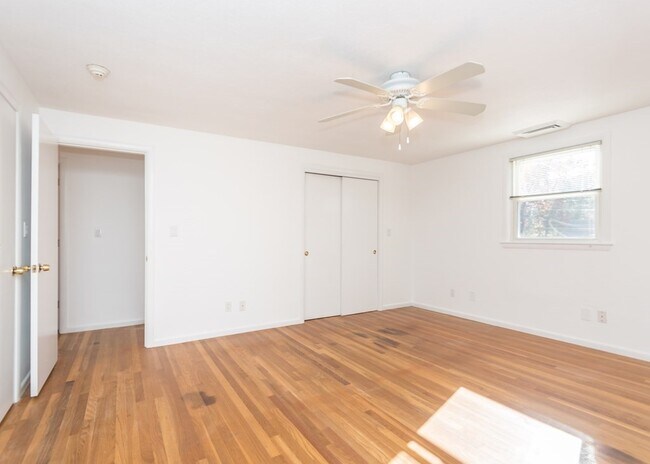 Building Photo - 59 Hobbs Brook Rd