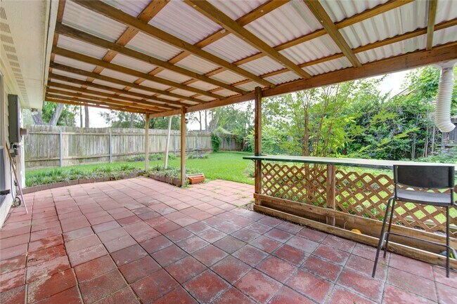 Building Photo - 902 Mesa Terrace Dr