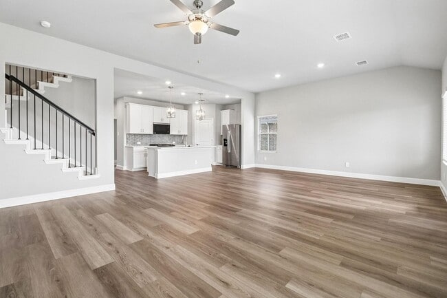 Building Photo - 6206 Castamere Dr