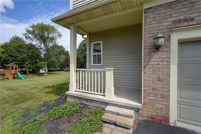 Building Photo - 83 Angels Path