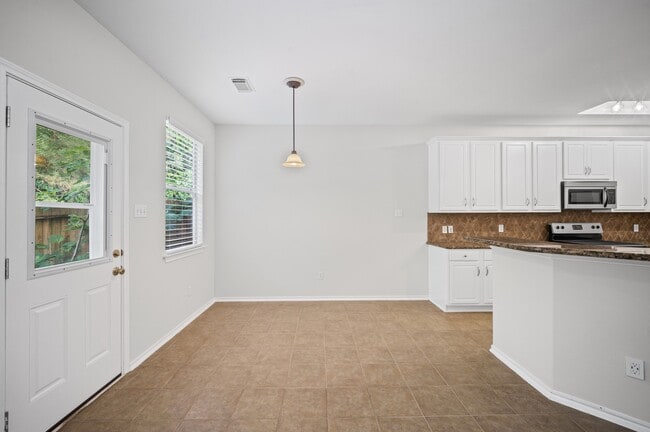 Building Photo - 36 Ledgestone Pl