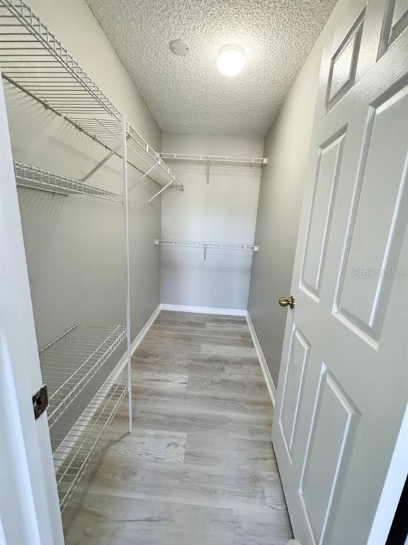 Building Photo - 1919 Summer Club Dr