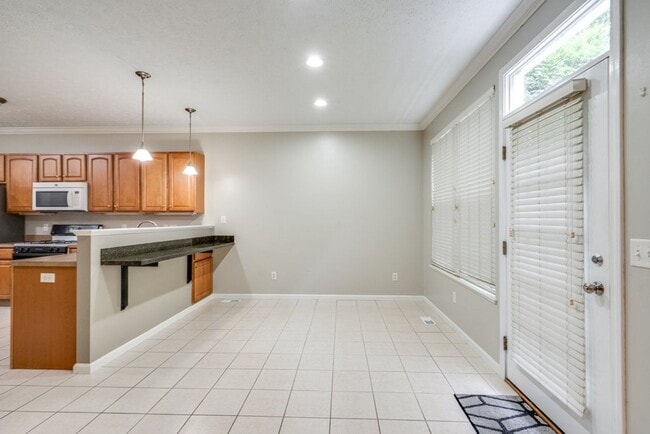 Building Photo - 2708 Wyndgate Ct