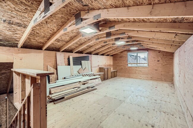 Building Photo - LOCATION! Blocks to Bronco's Stadium, light rail, park, Sloan's Lake.  ALL Utilities Included! Ov...