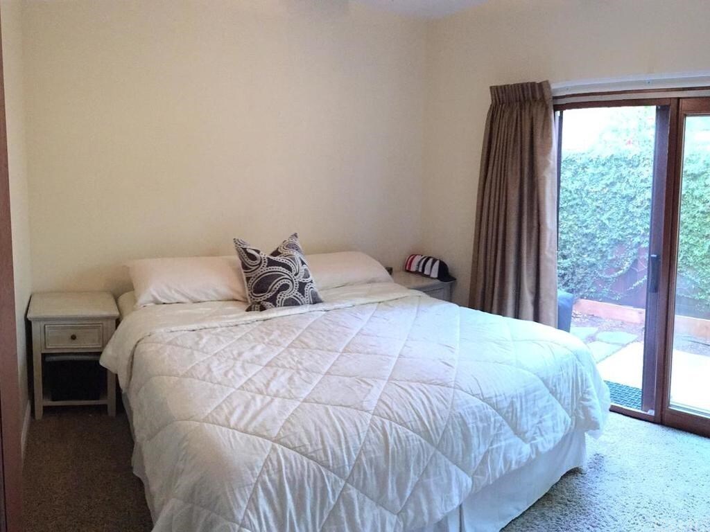 Bedroom - 288 Windward Ave