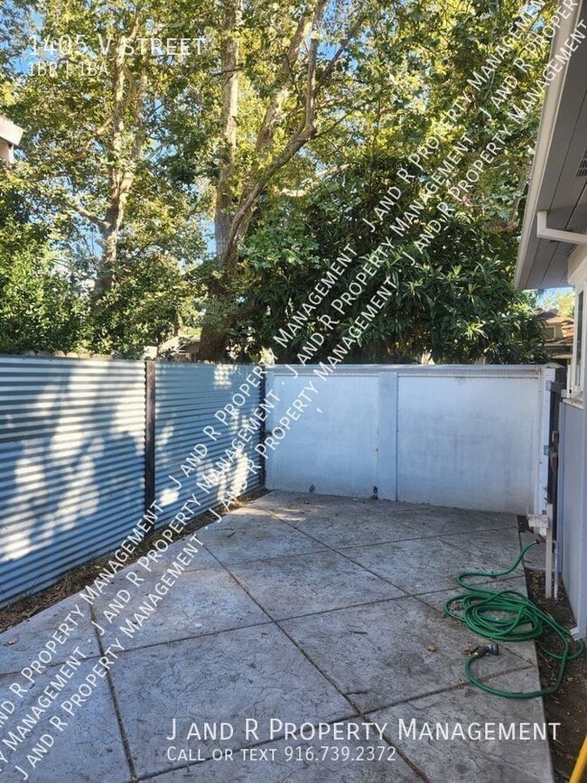 Building Photo - 1405 V St