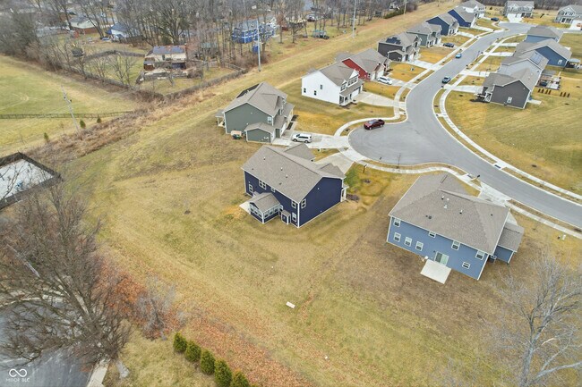 Building Photo - 7683 Fairwood Blvd