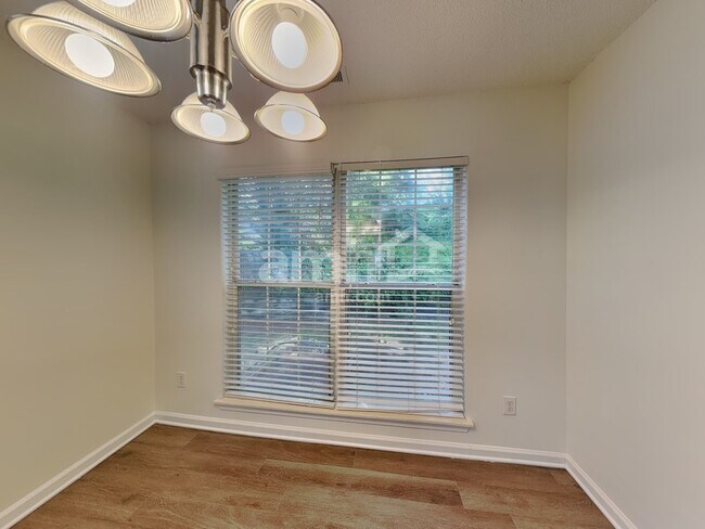 Building Photo - 8922 Tendring Ct