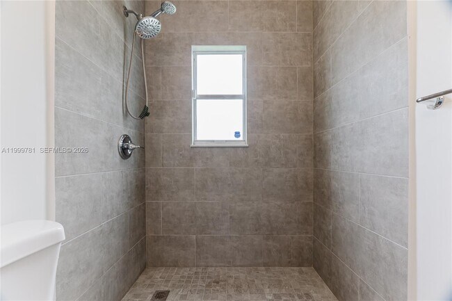 Building Photo - 1447 NW 101st St