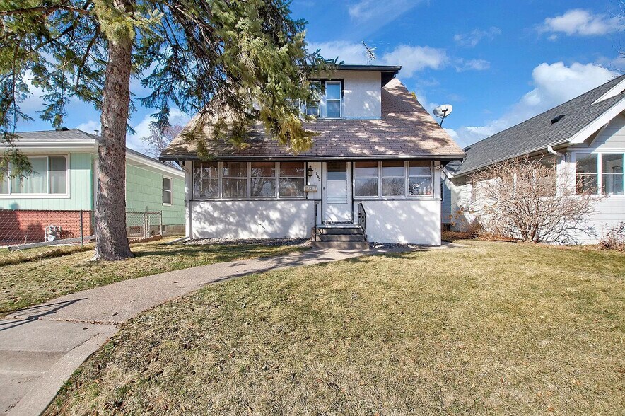 Building Photo - 1267 Hewitt Ave