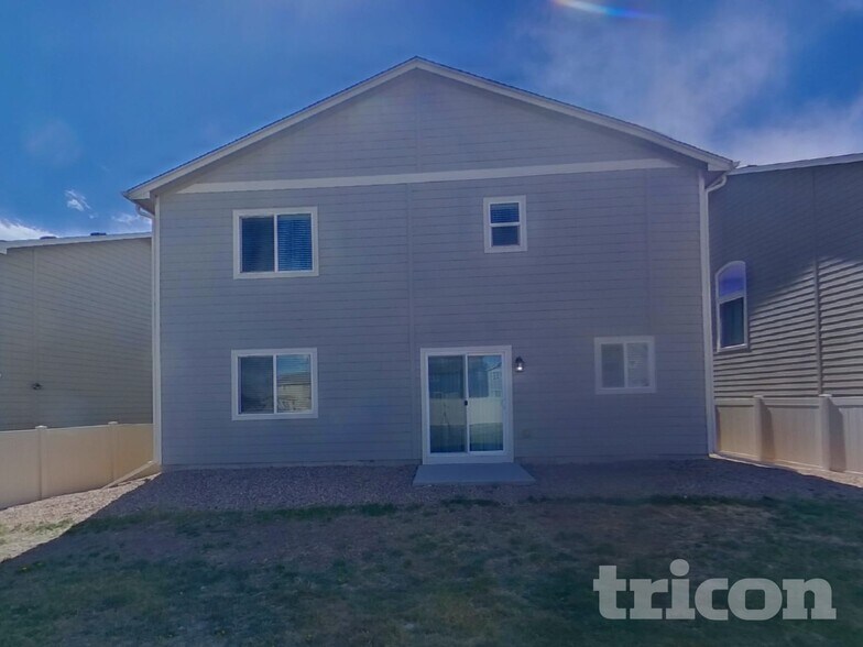 Building Photo - 8144 Phyllite Dr