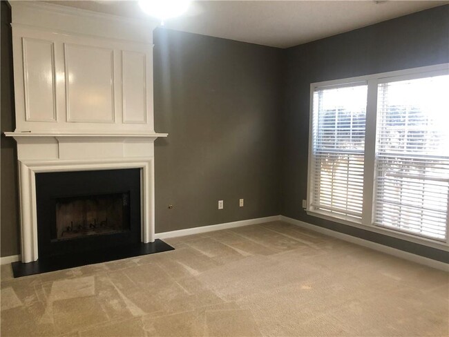 Building Photo - 5871 Haterleigh Dr