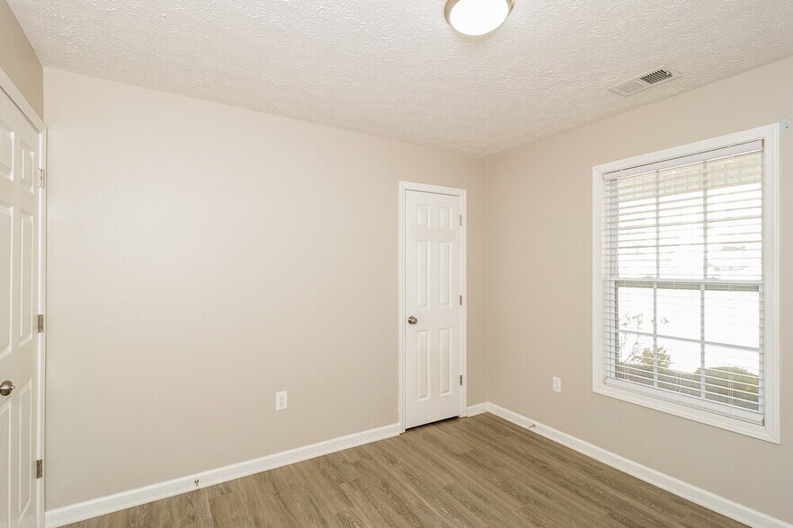 Building Photo - 309 Johnny Ln