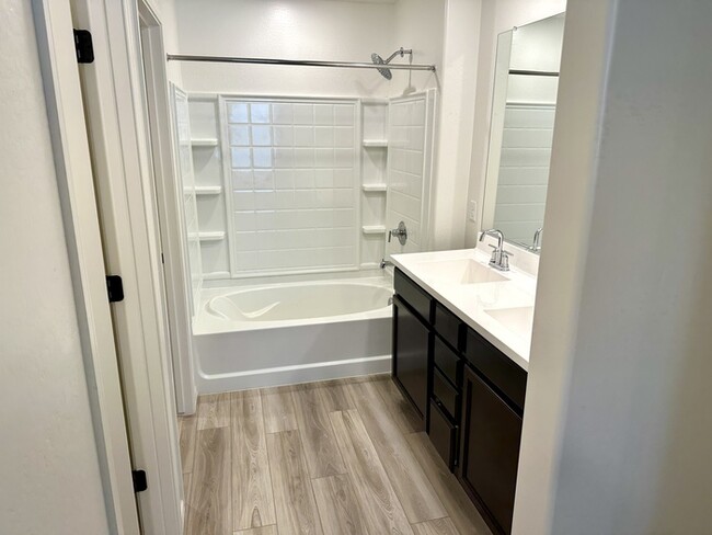 Building Photo - Fantastic 1 year NEW KB Home in Tierra La ...