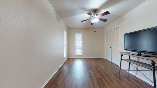 Building Photo - 13519 Beltway St