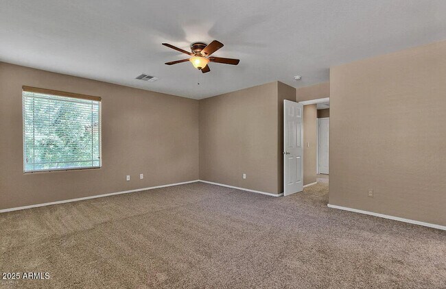 Building Photo - 1204 S Roger Way