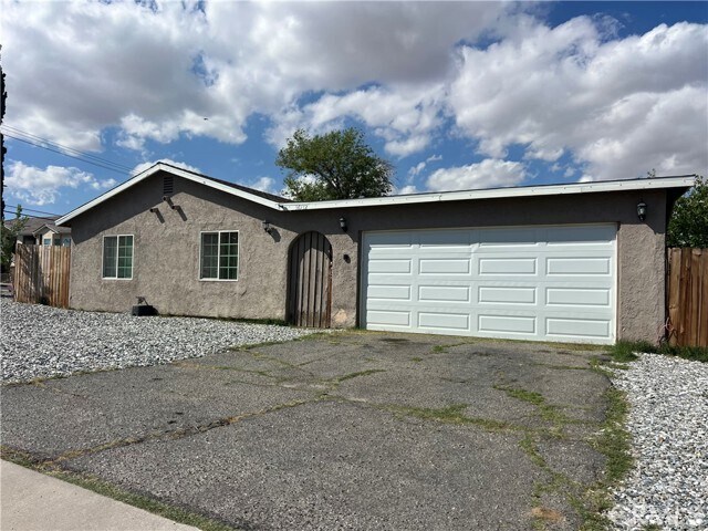 Building Photo - 16512 Batson Pl