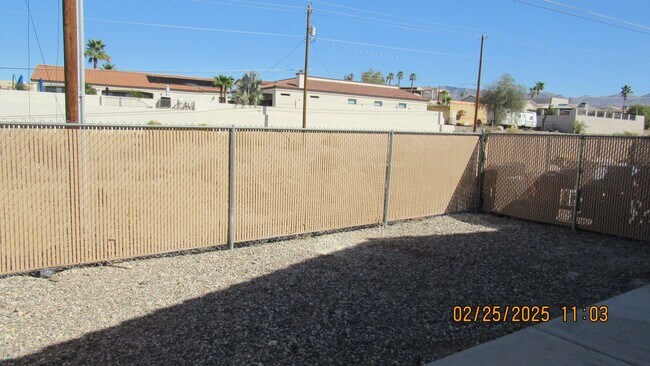 Building Photo - 2759 Palisades Dr