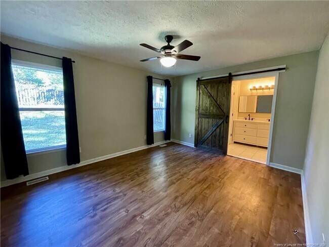 Building Photo - 341 Bahama Loop