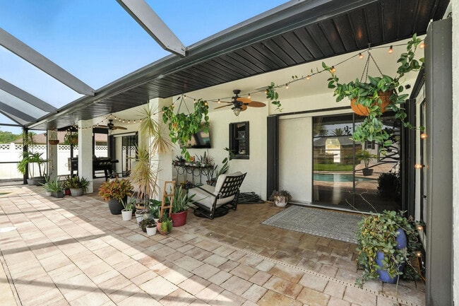 Building Photo - 98 Chardon Pl