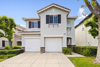 Building Photo - Beautiful 4-Bedroom Chino Home