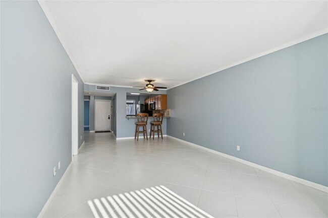 Building Photo - 2051 Skimmer Ct