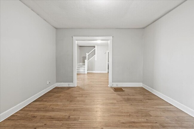 Building Photo - 1119-1119 N Dearborn St