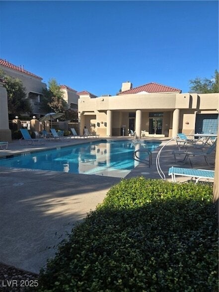 Building Photo - 1909 Mountain Hills Ct