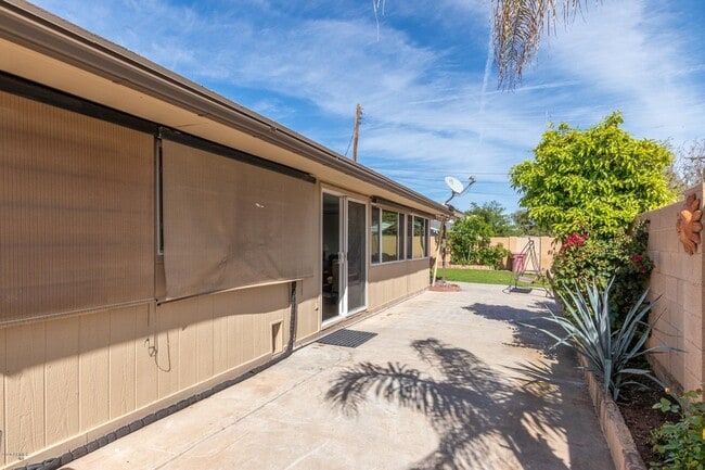 Building Photo - 6825 E Virginia Ave