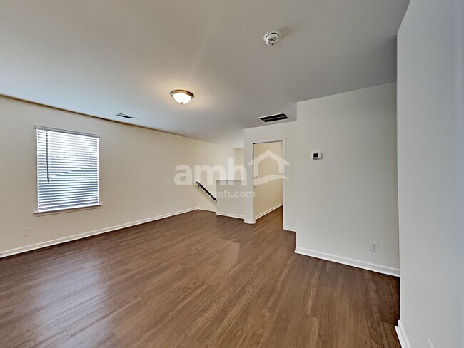 Building Photo - 167 Ivy Brook Dr