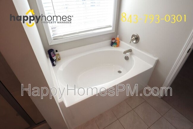 Building Photo - 103 Yorkshire Dr