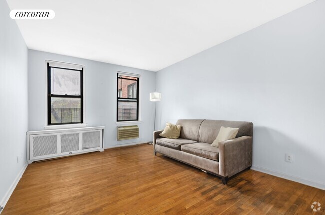 Building Photo - 649 2nd Ave