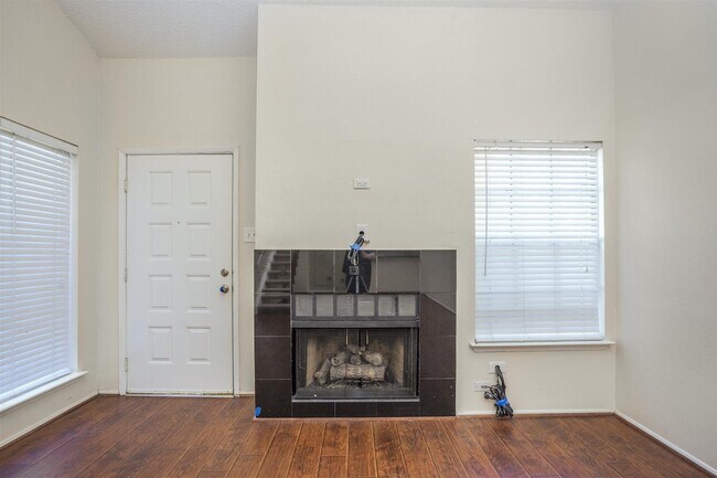 Building Photo - 2611 Grants Lake Blvd