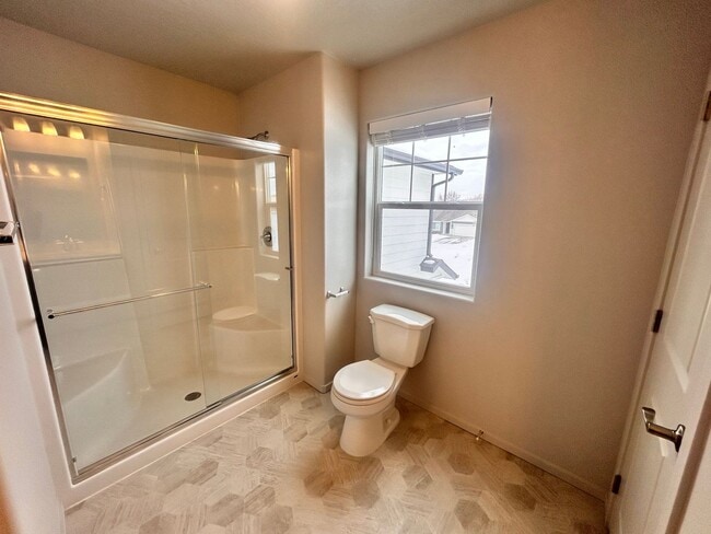 Building Photo - Stunning 3 Bed, 2.5 Bath Home in Spokane Valley!