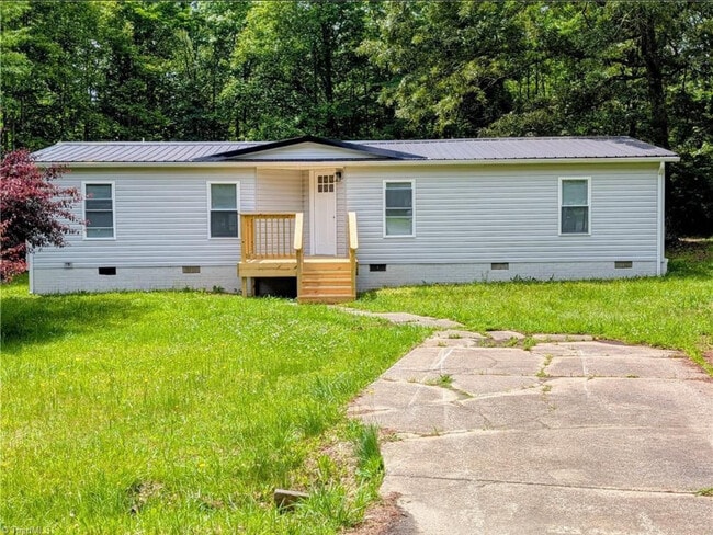 Building Photo - 344 Wilshire Dr