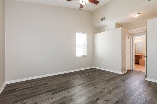 Building Photo - 5514 Foxtail Ct