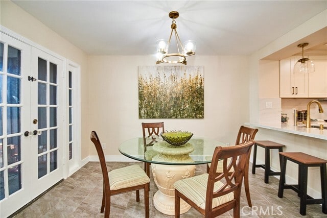 Building Photo - 950 S Rim Crest Dr