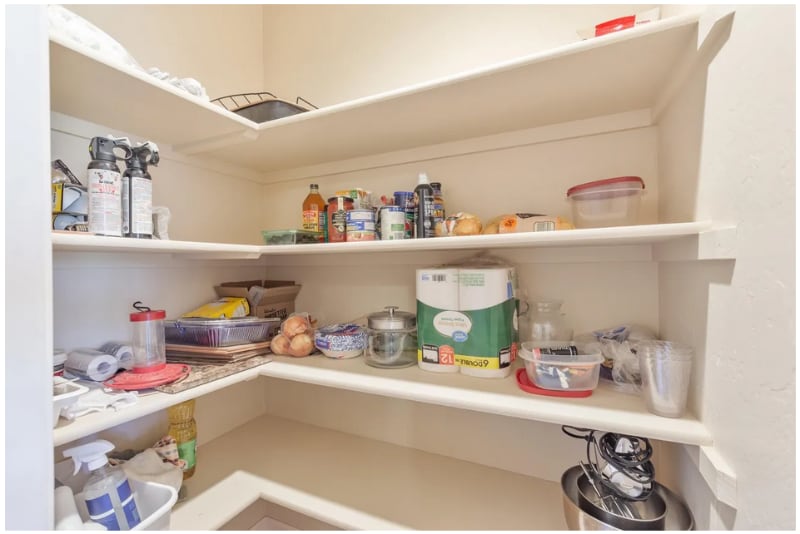 Building Photo - 829 Montclair Dr