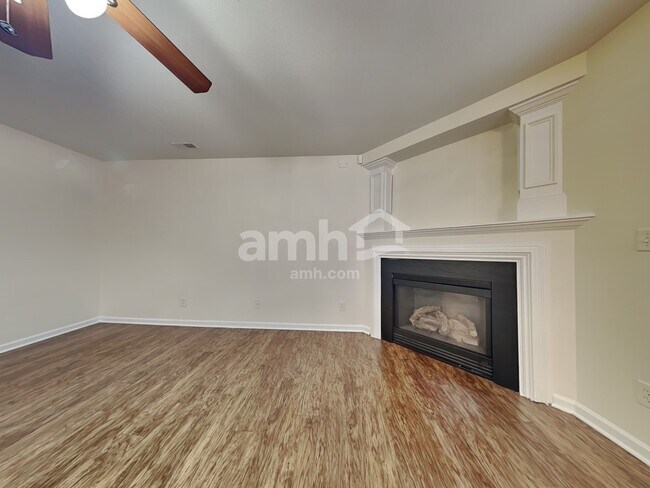 Building Photo - 7005 Sunman Rd