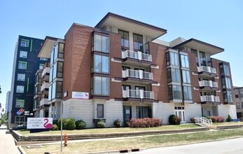 Building Photo - Smile Fairlawn Student Living