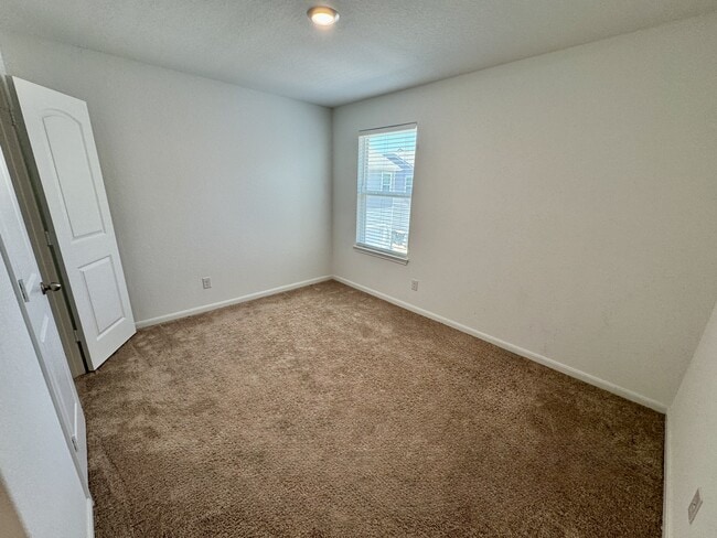 Building Photo - 10818 Emerick St