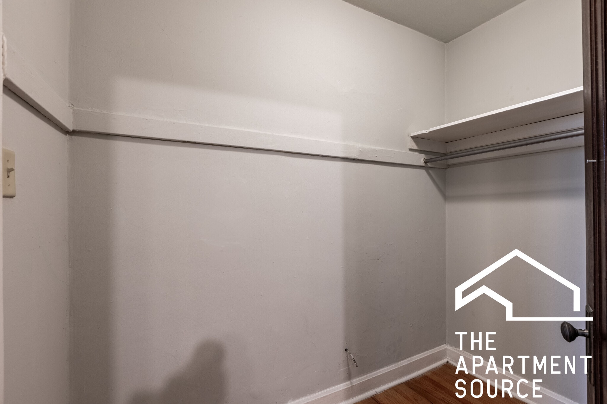 Building Photo - 4635 N Paulina St