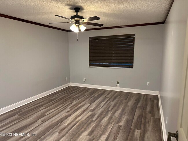 Building Photo - 11608 Dunes Way Dr N