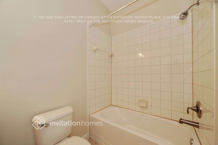 Building Photo - 11432 Flora Springs Dr