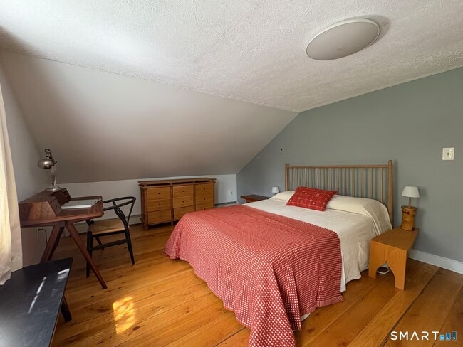 Building Photo - 895 Tolland Stage Rd