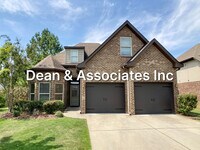 Building Photo - 305 Chesser Loop Cir