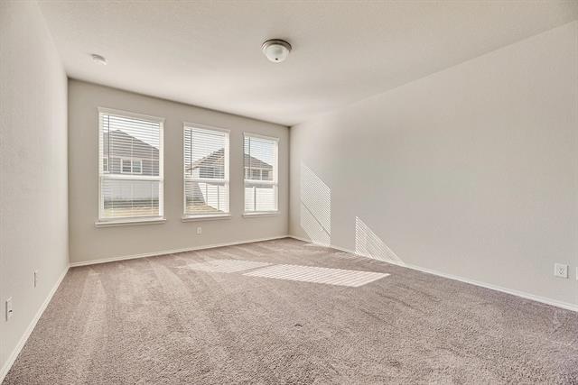 Building Photo - 5913 Hopkins Dr