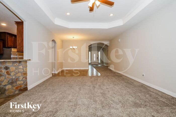 Building Photo - 12054 Mustang Ave