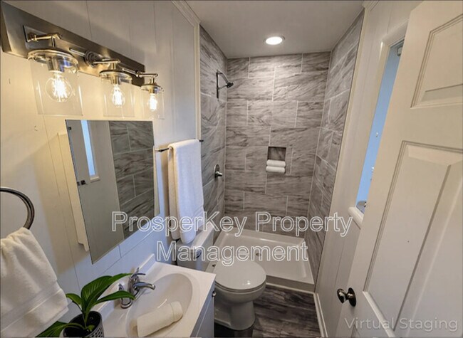 Building Photo - 1159 Tamarack Trail